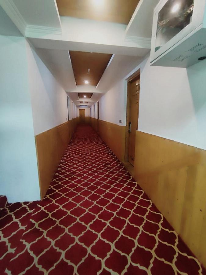 Hotel Sheen Srinagar (Jammu and Kashmir) Exterior photo