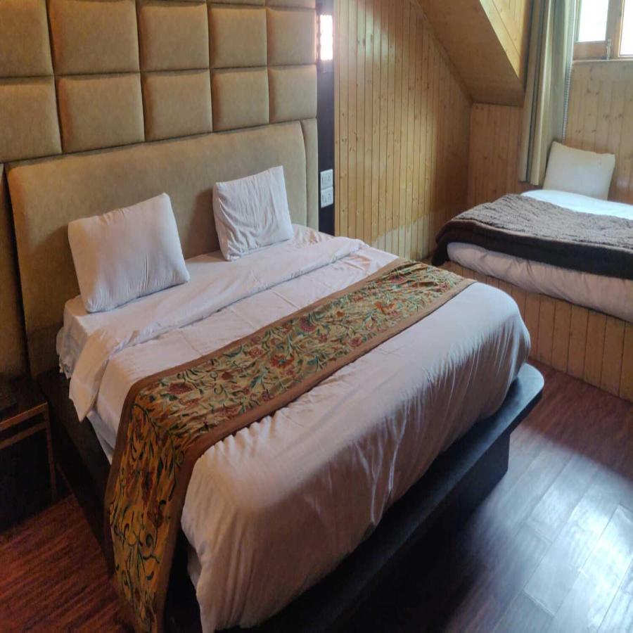 Hotel Sheen Srinagar (Jammu and Kashmir) Exterior photo